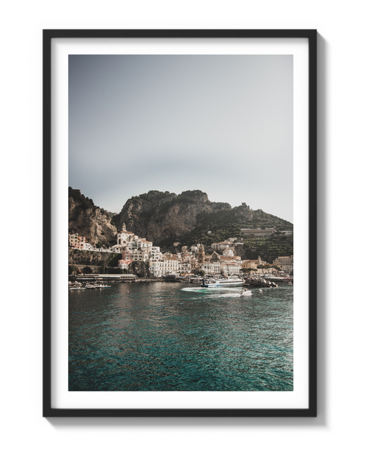 AMALFI'S CLIFFSIDE